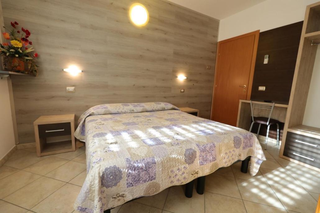Il Villino Agriturismo B&B Belforte del Chienti Экстерьер фото