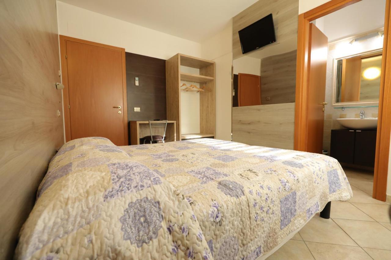 Il Villino Agriturismo B&B Belforte del Chienti Экстерьер фото